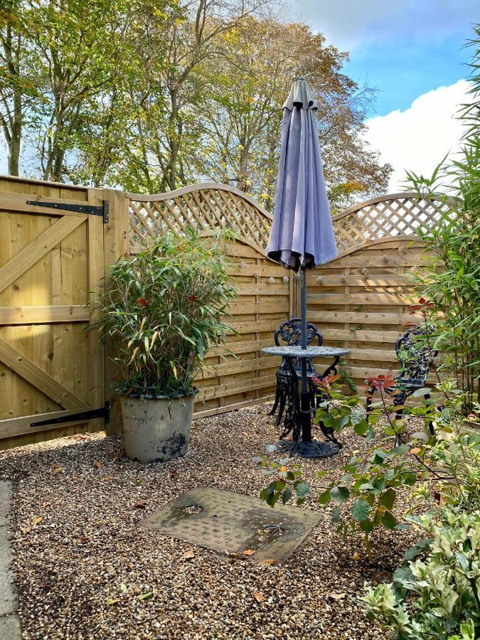 Little Limes An Adorable Little Suffolk Getaway With Outside Space Near Woodbridge Eyke Bagian luar foto
